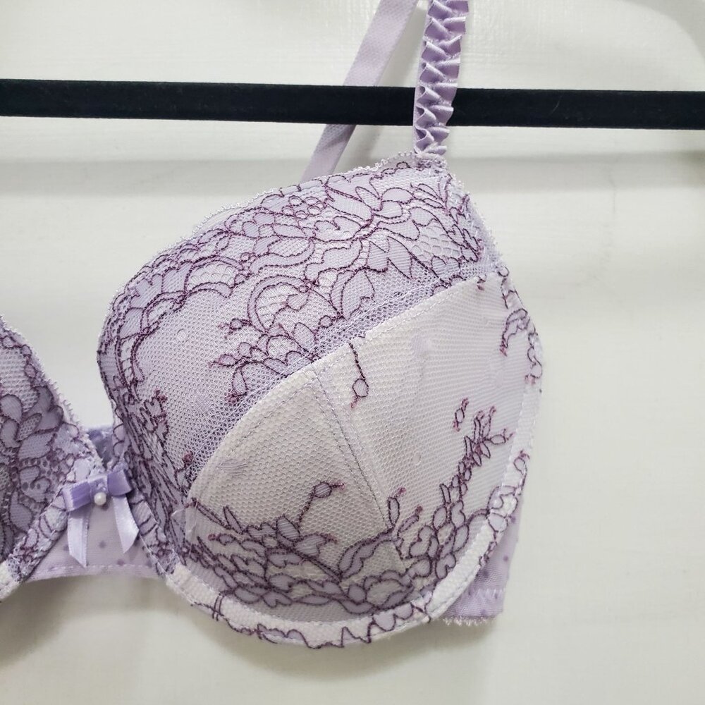 Affinitas Intimates Lilac Purple‎ Embroidered Lace Ruffle Strap Push Up Demi 36B - Picture 2 of 5